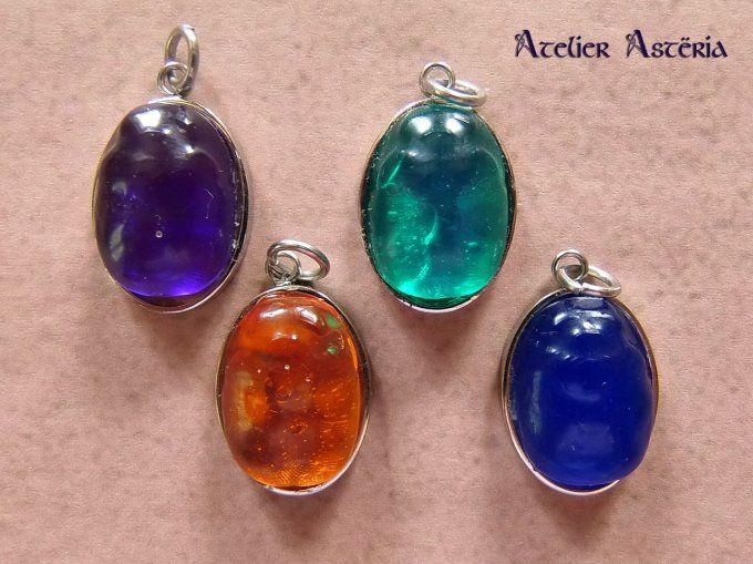 Atoum : bijoux scarabées égyptien en résine / resin egyptian scarab jewelry
