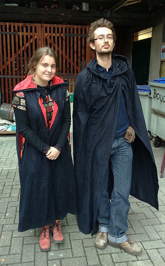 Capes personnalisées en suédine - Custom suede cloaks