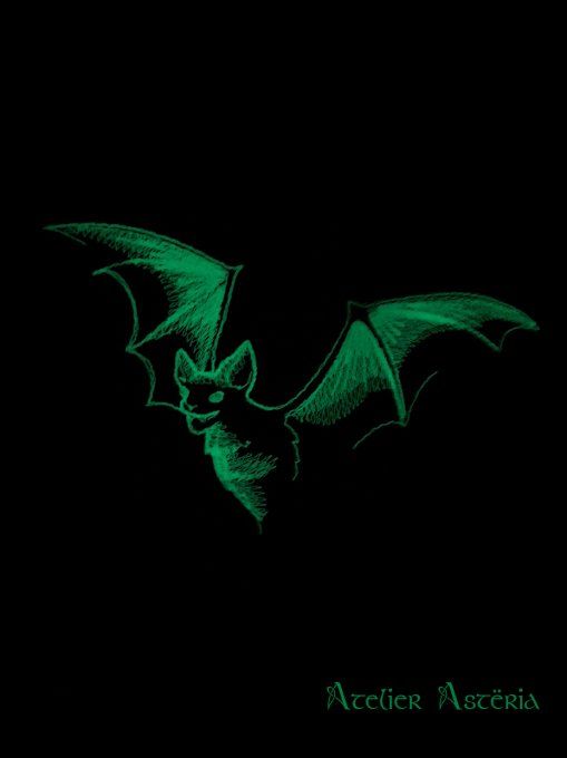 Mitaines brodé motif Halloween / Halloween design embroidered fingerless gloves