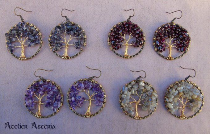 Dryade : boucles d’oreille arbre en gemmes / gemstones tree earrings