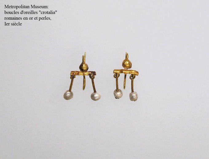 Amphitrite : boucles d’oreille en perles d’inspiration romaine / Roman-inspired earrings with pearls