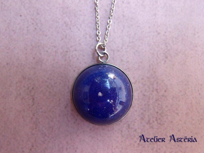 Nyx : bijoux ciel étoilé en résine / resin starry sky jewelry