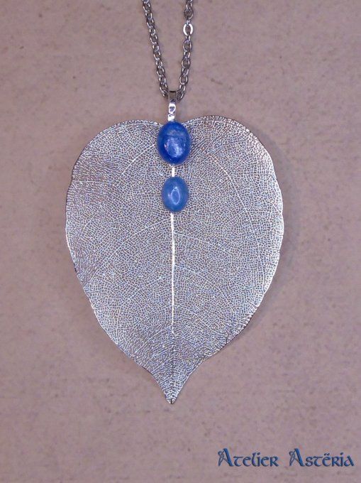 Vendoise : pendentif feuille naturelle et gemmes / natural leaf pendant with gems